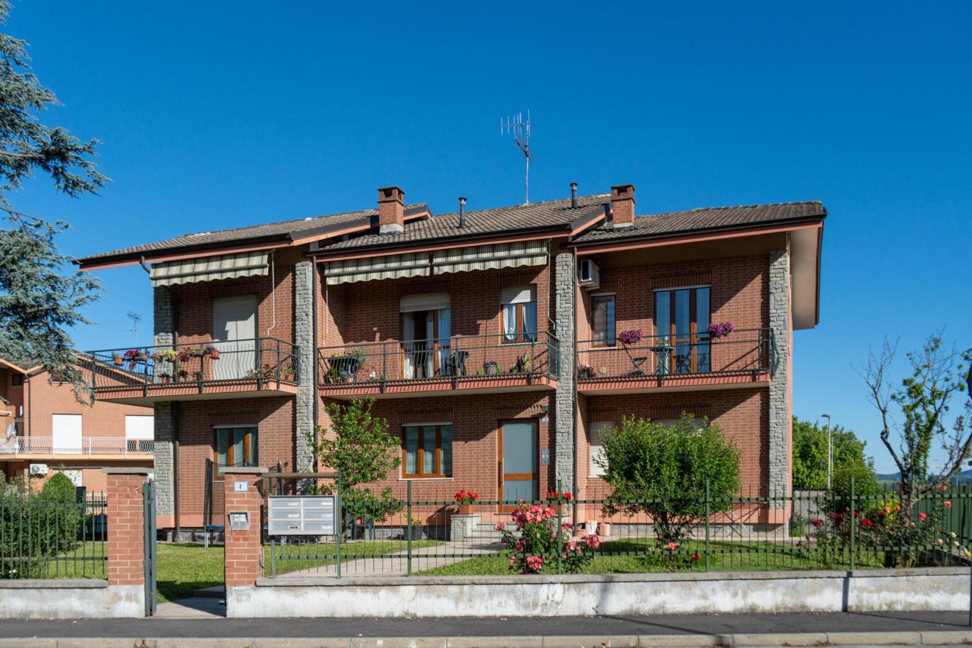 Appartamento Rayan Альба Экстерьер фото